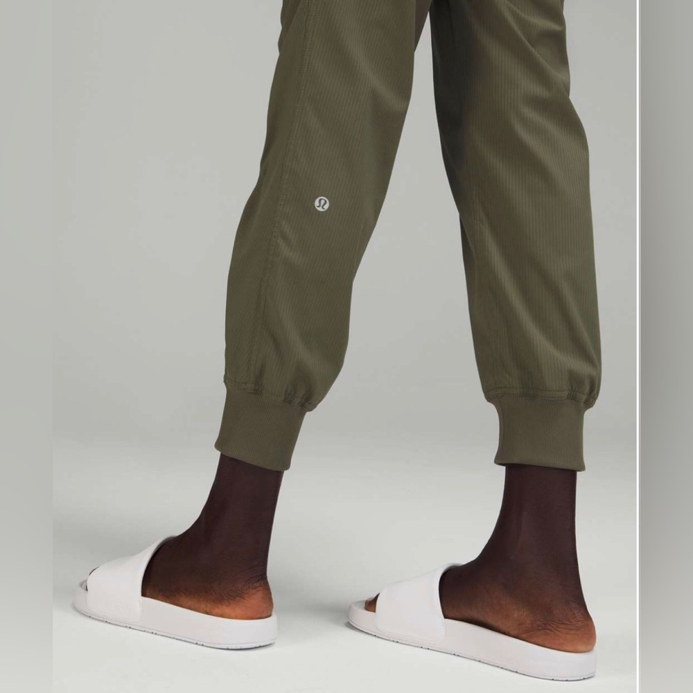 Lululemon Dance Studio Jogger Mid-Rise - Picture 3 of 10